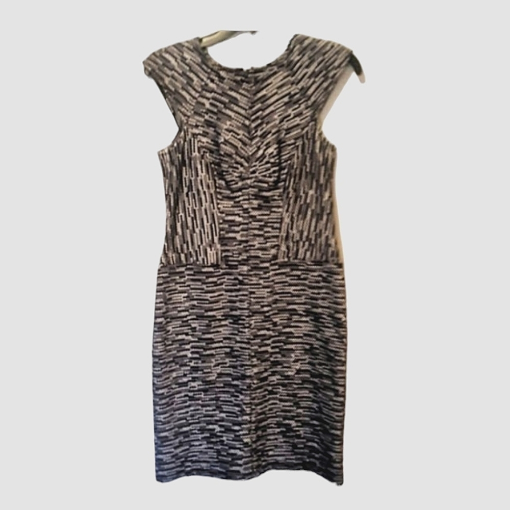 ANN TAYLOR Capped Sleeve Black and Cream Marled Sheath Dress sz 0…
